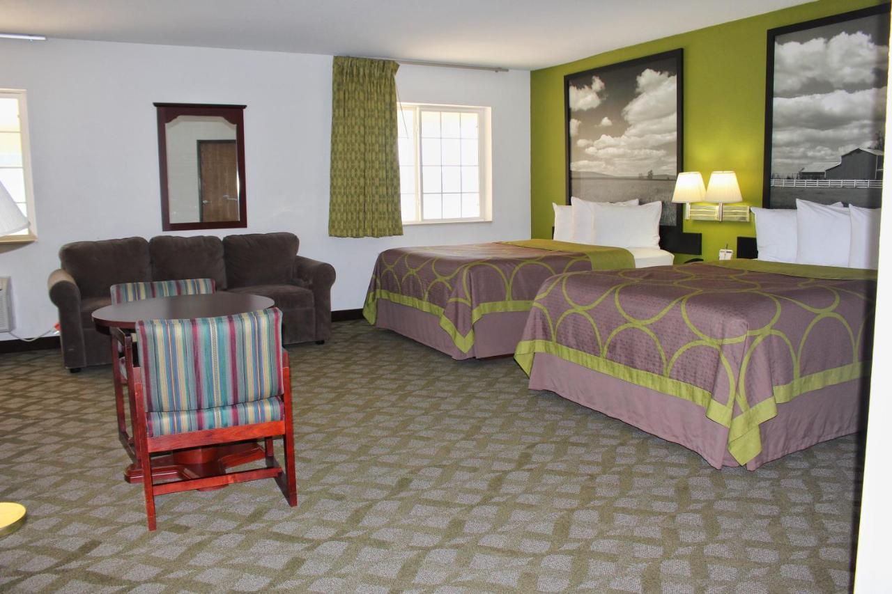 Super 8 By Wyndham De Soto Hotel Luaran gambar