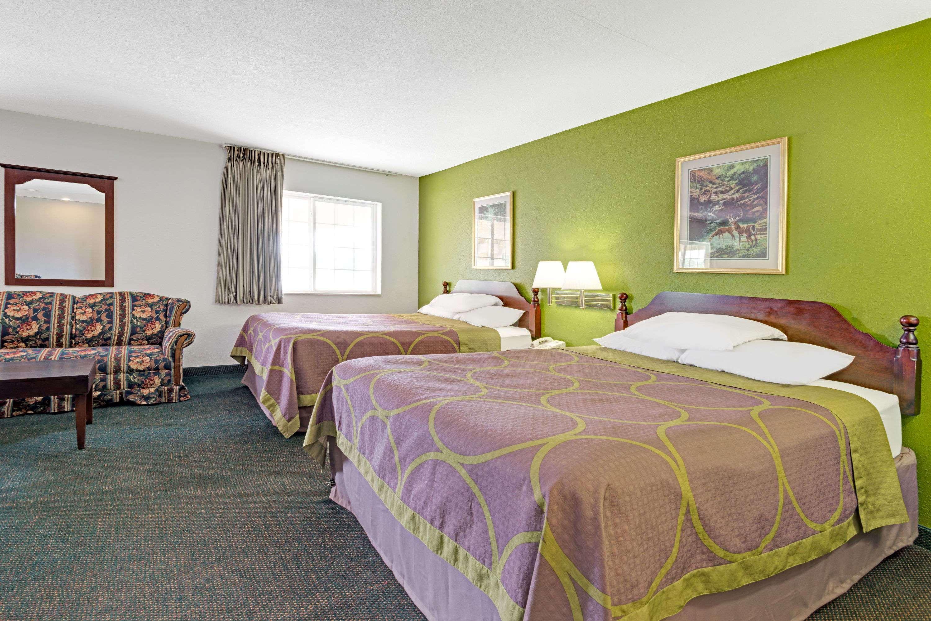 Super 8 By Wyndham De Soto Hotel Luaran gambar