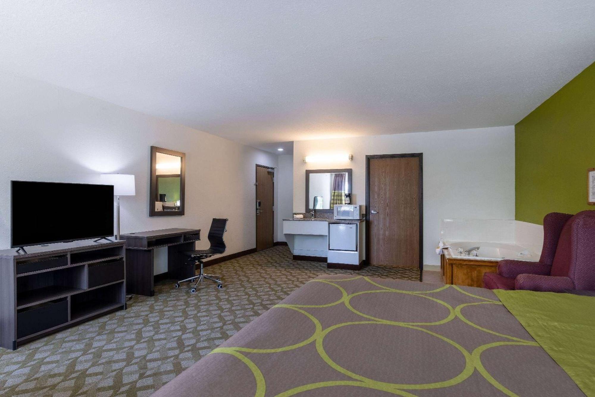 Super 8 By Wyndham De Soto Hotel Luaran gambar