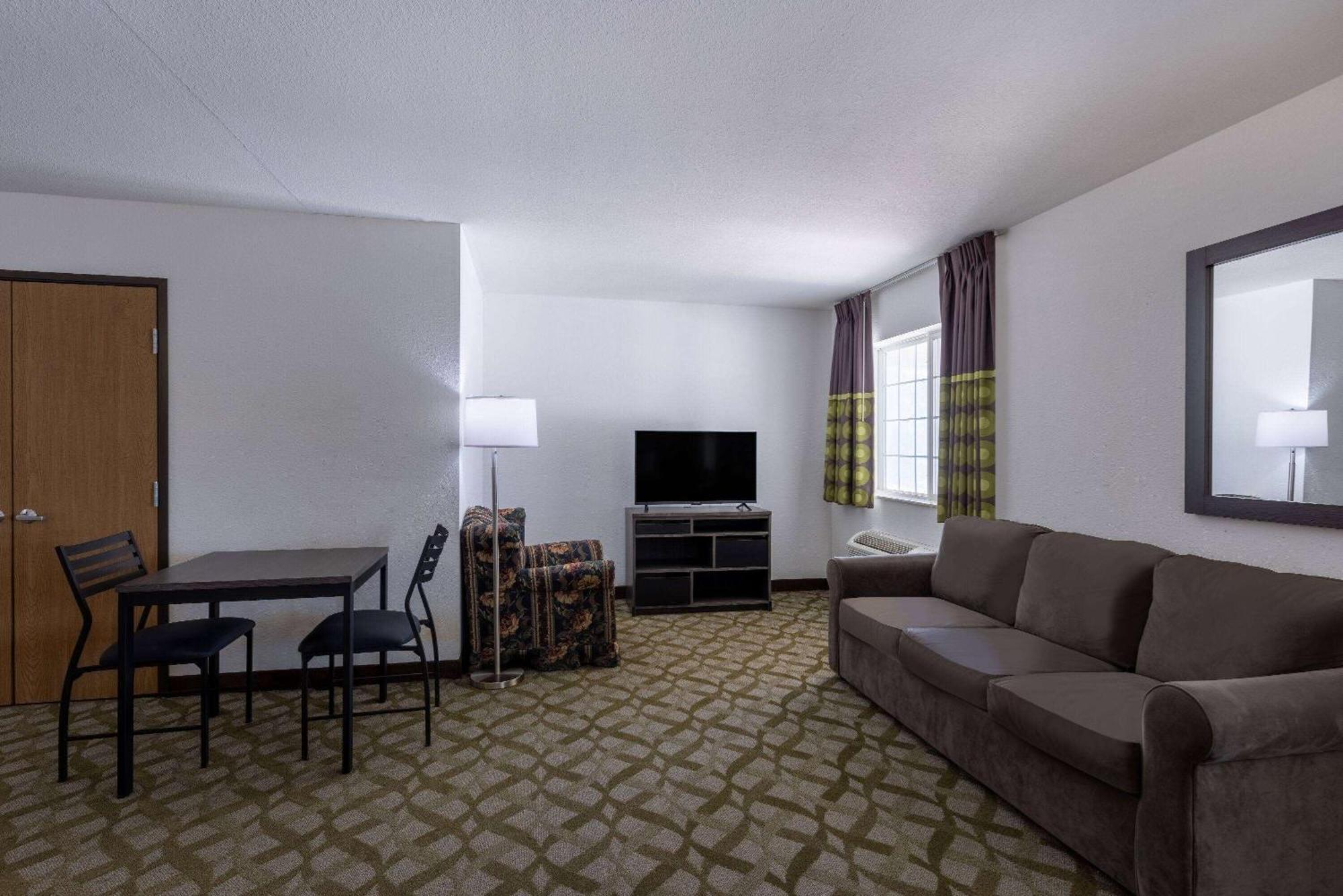 Super 8 By Wyndham De Soto Hotel Luaran gambar